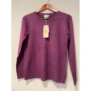 Quinn Women’s 100% cashmere crew neck sweater size S, NWT
